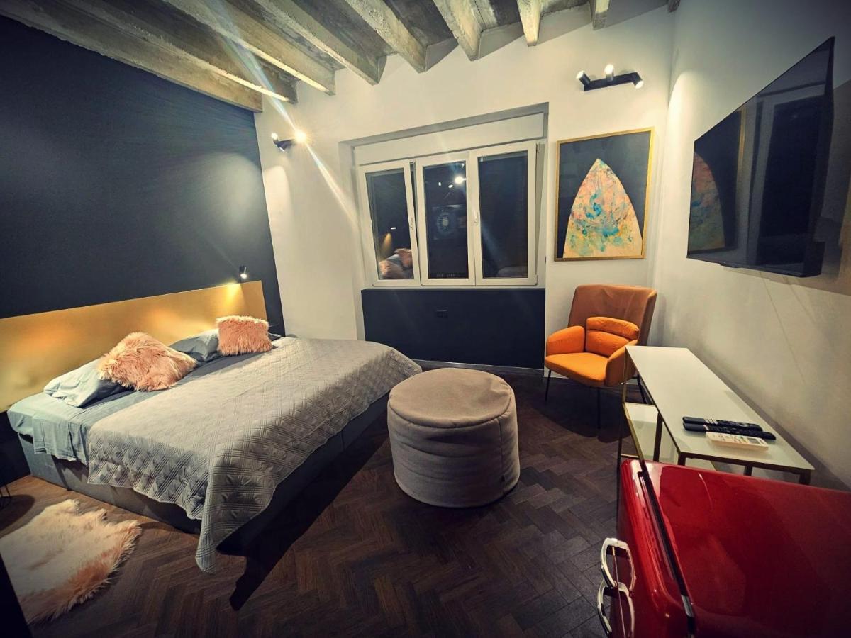 Booza 69 Luxury Rooms Split Exterior photo